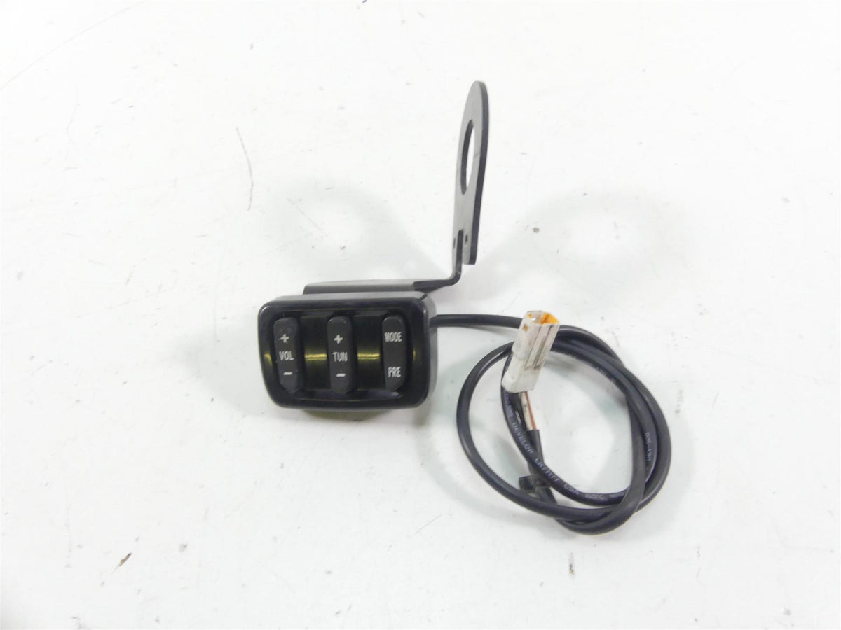 2013 Victory Cross Country Left Hand Radio Audio Control Switch Black 1017807 {{ shop.shopifyCountryName }} - Mototech271