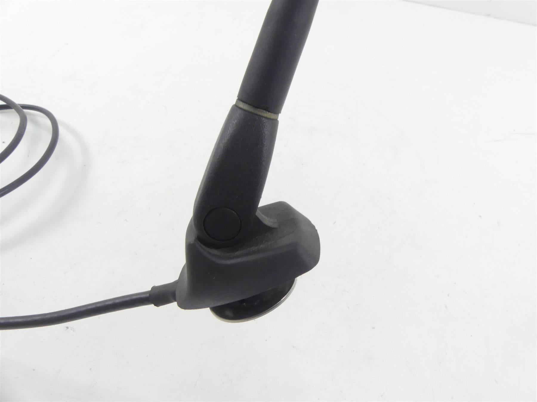 2016 Indian Chieftain Dark Horse Audio Radio Antenna 90 Degree 4012274 {{ shop.shopifyCountryName }} - Mototech271