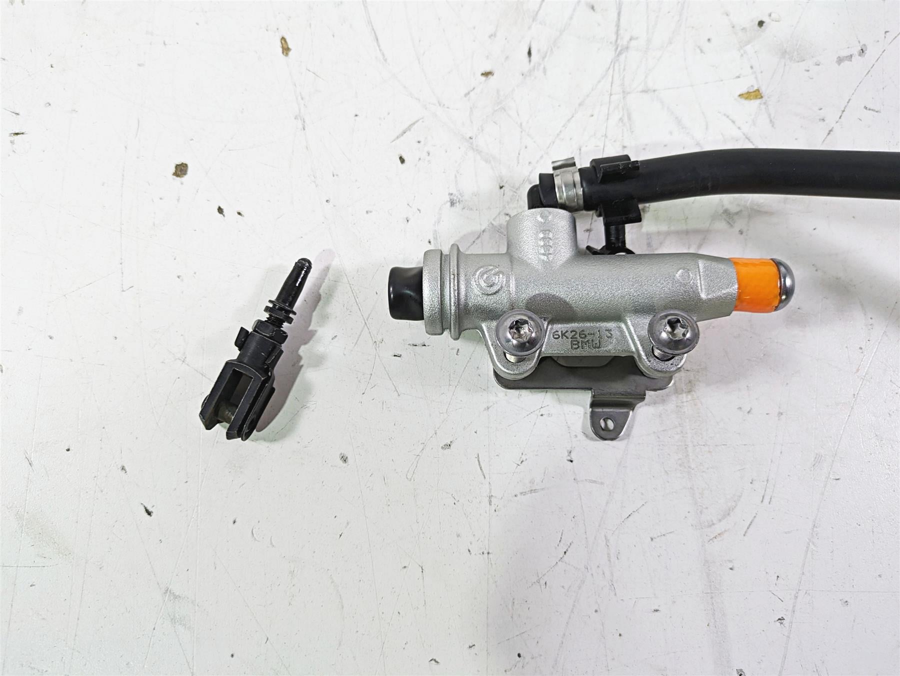 2017 BMW S1000R K47 Brembo Rear Brake Master Cylinder 34317720905 {{ shop.shopifyCountryName }} - Mototech271