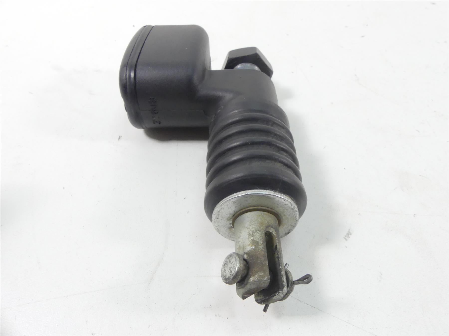 2015 Harley FLS Softail Slim Rear Brake Master Cylinder 41767-05 {{ shop.shopifyCountryName }} - Mototech271
