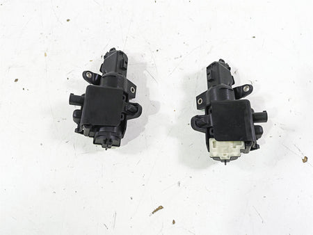 2014 BMW R1200 RT RTW K52 Saddlebag Bag Lock Actuator Set 46647724037 {{ shop.shopifyCountryName }} - Mototech271