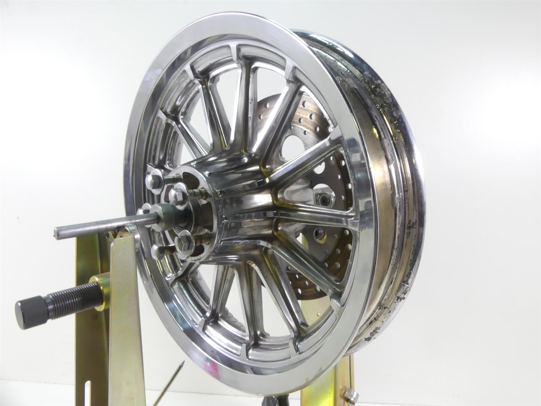 1997 Harley Dyna FXDS Super Glide Conv Straight Rear Wheel Rim 16x3 41012-96 {{ shop.shopifyCountryName }} - Mototech271