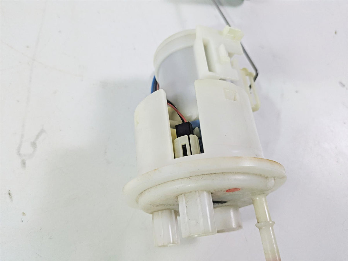 2009 Yamaha FZ1 FZS10 Fazer Fuel Gas Petrol Pump - Tested 2D1-13907-01-00 {{ shop.shopifyCountryName }} - Mototech271