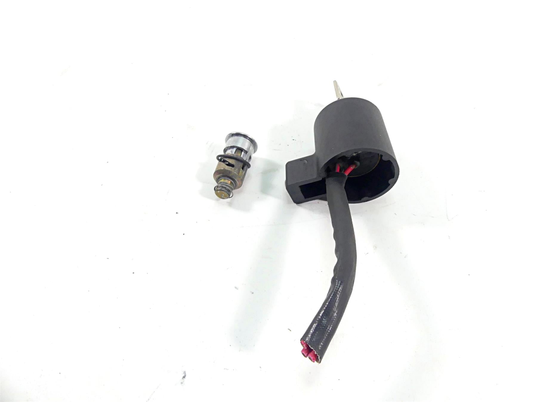 2005 Harley Sportster XL1200 C Ignition Switch Steering Lock Key Set 71441-94 {{ shop.shopifyCountryName }} - Mototech271