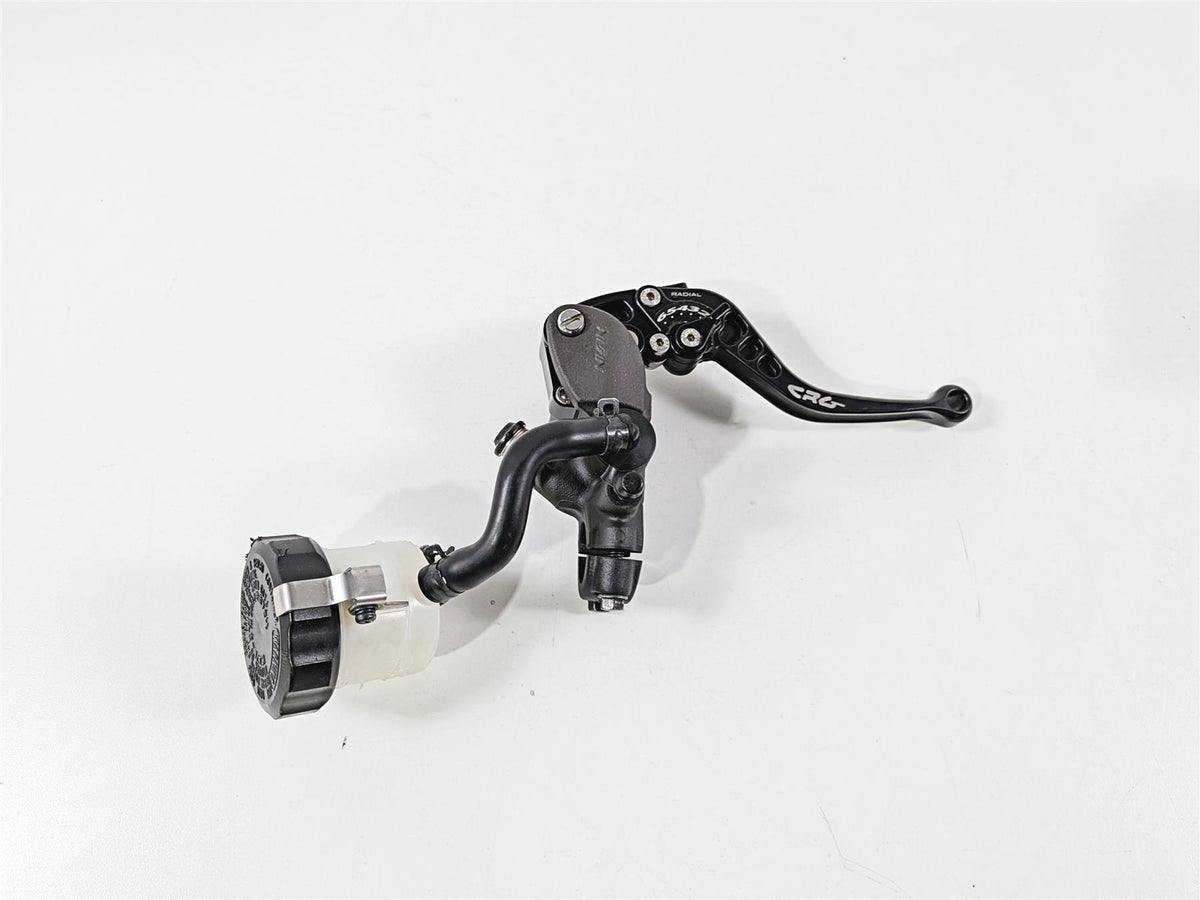 2016 Yamaha YZF R1 RN32 Front Nissin 5/8 Radial Brake Pump 2CR-2580A-00-00 {{ shop.shopifyCountryName }} - Mototech271