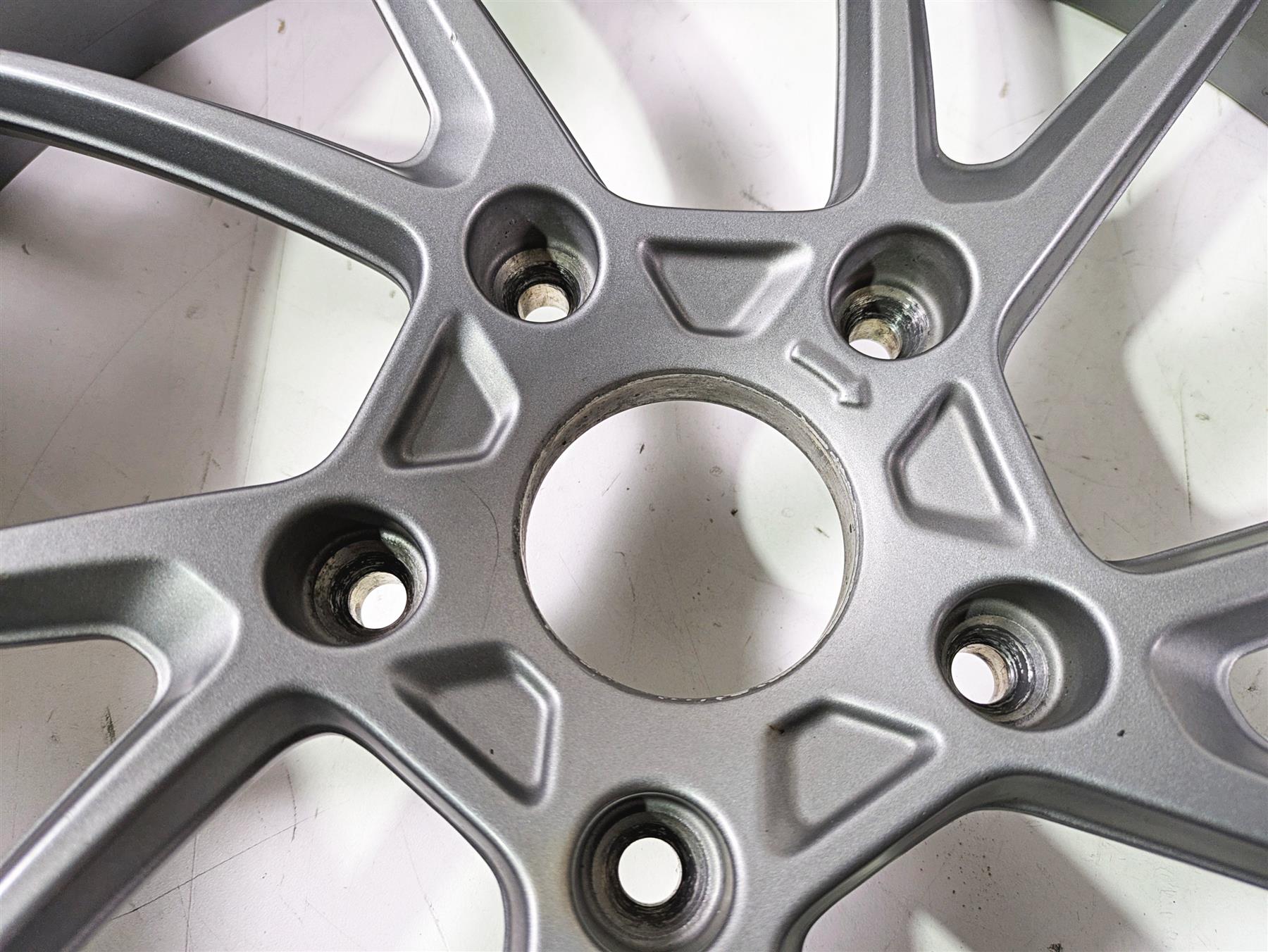 2016 BMW R1200GS GSW K50 Rear Wheel Rim 17x4.5 -Scratches 36318534190 {{ shop.shopifyCountryName }} - Mototech271