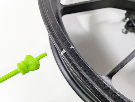 2014 Aprilia RSV4 RR Factory Forged 17x3.5 Front Wheel Rim - Straight 894846 {{ shop.shopifyCountryName }} - Mototech271