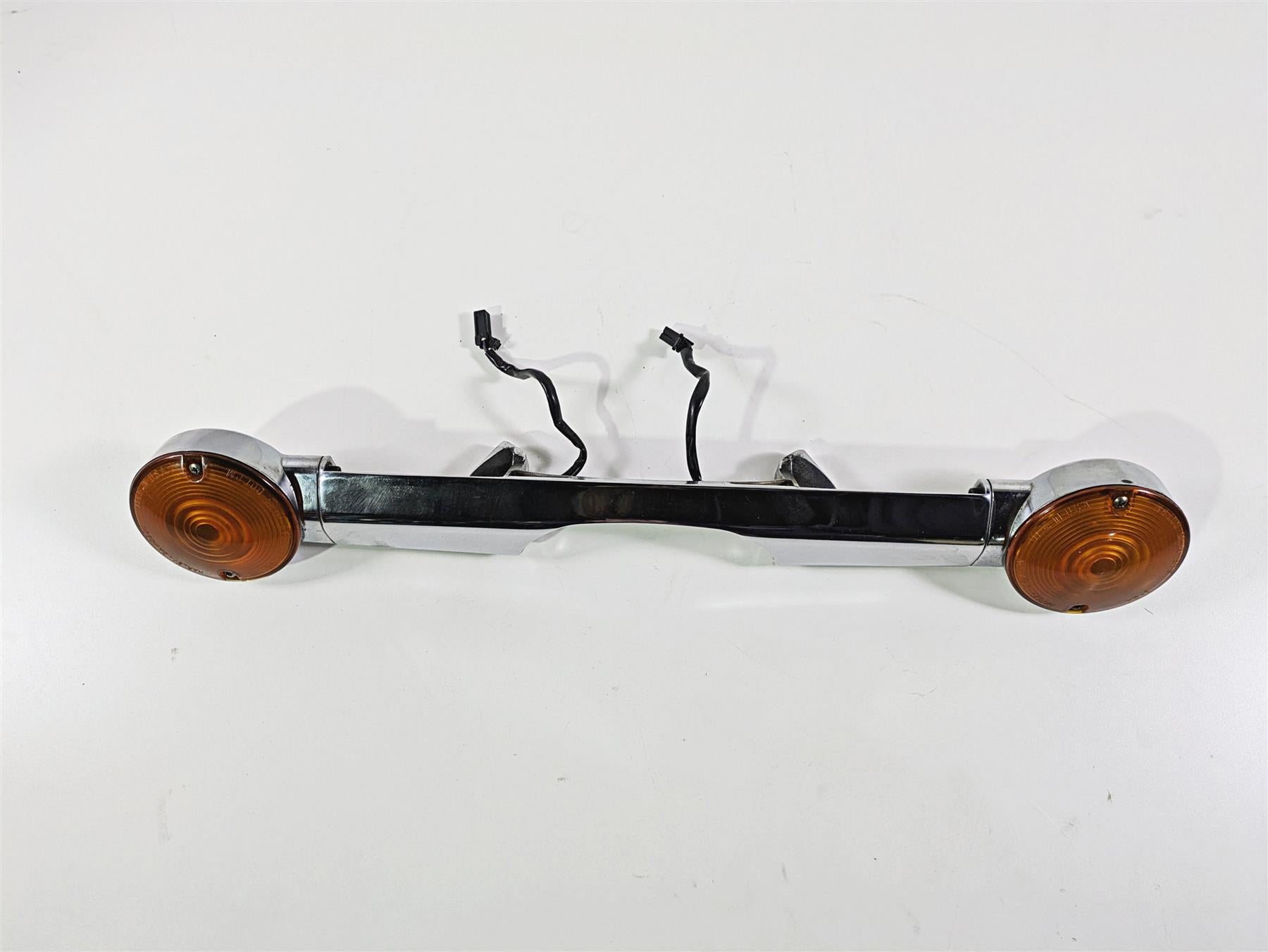 2005 Harley Touring FLHRI Road King Rear Blinker Turn Signal Bar Set 68145-98 {{ shop.shopifyCountryName }} - Mototech271