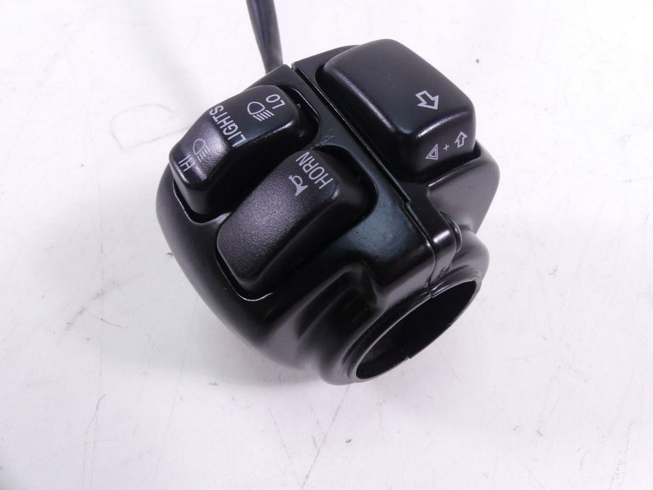 2000 Harley Sportster XL1200 Custom Nice Left Hand Control Switch 71682-06A {{ shop.shopifyCountryName }} - Mototech271