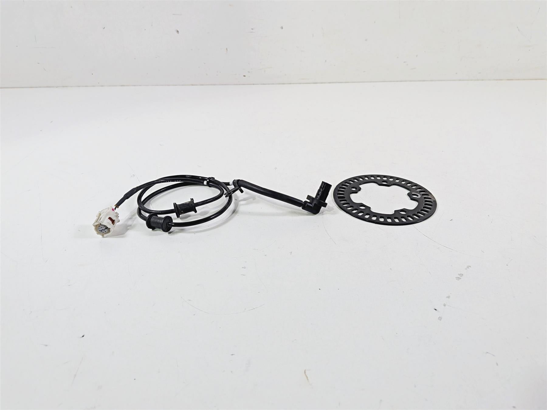 2023 Yamaha MT10 MTN1000 Front Abs Brake Wheel Speed Sensor 2CR-85970-01-00 {{ shop.shopifyCountryName }} - Mototech271
