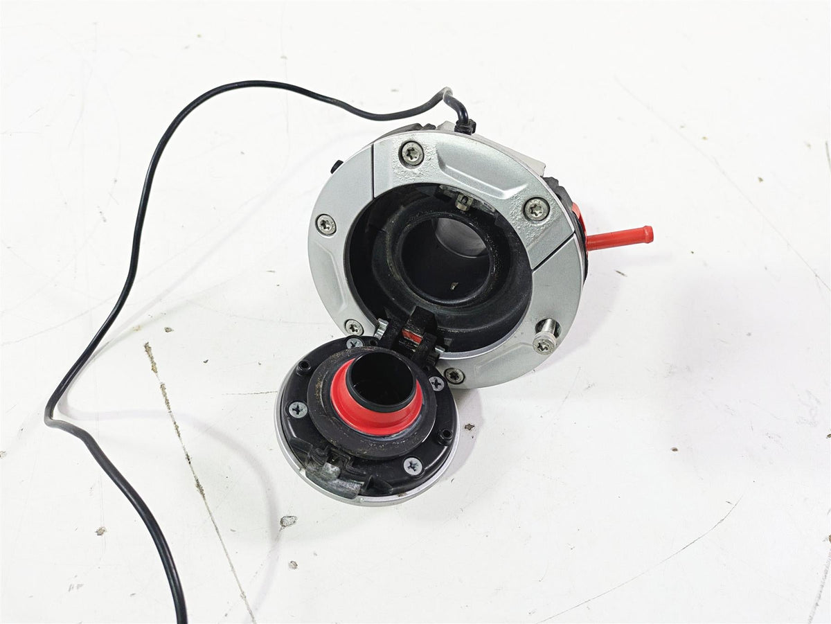 2015 BMW R1200GS Adv K51 Keyless Electronic Fuel Gas Petrol Lid Cap 8552148 {{ shop.shopifyCountryName }} - Mototech271