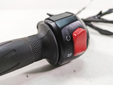 2002 Yamaha FZ1 FZS1000 Fazer Right Hand Control Switch - Read 5LV-83975-01-00 {{ shop.shopifyCountryName }} - Mototech271