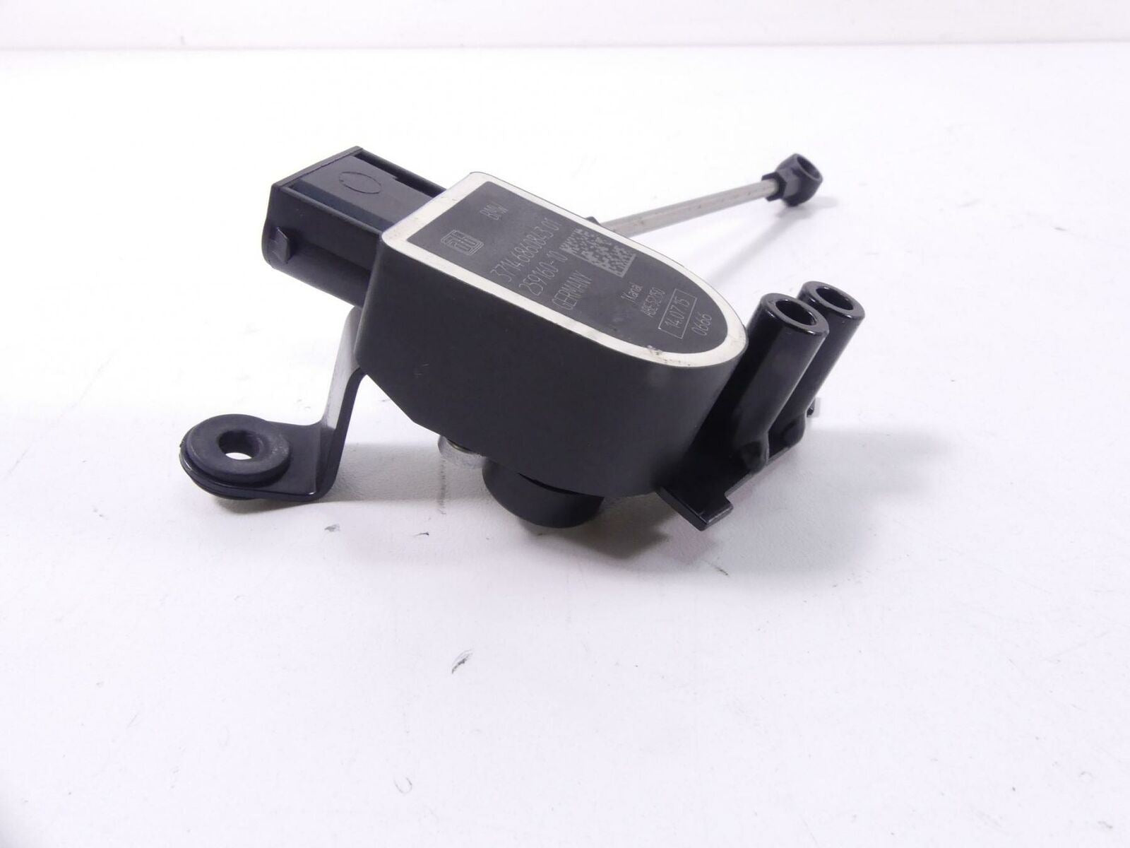 2016 BMW R1200R K53 Bike Leveling Sensor Rear 37146860843/ 37146870000 {{ shop.shopifyCountryName }} - Mototech271