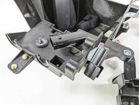 2018 Harley FLHTCU Touring Electra Glide Battery Tray & Ecm Holder 66000010A-Mototech271
