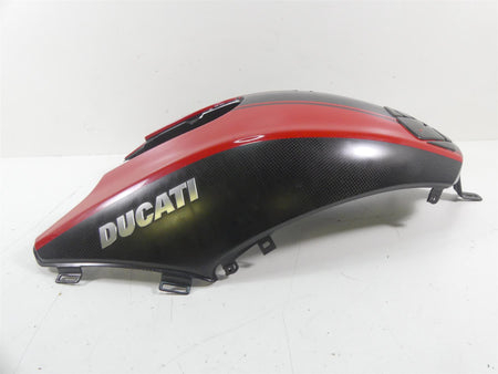 2015 Ducati Diavel Carbon Red Fiber Center Fuel Gas Tank Cover - Read 48015221A {{ shop.shopifyCountryName }} - Mototech271