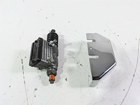 1992 Harley FLSTC Softail Heritage Rear Brake Master Cylinder + Cover 42468-87E {{ shop.shopifyCountryName }} - Mototech271