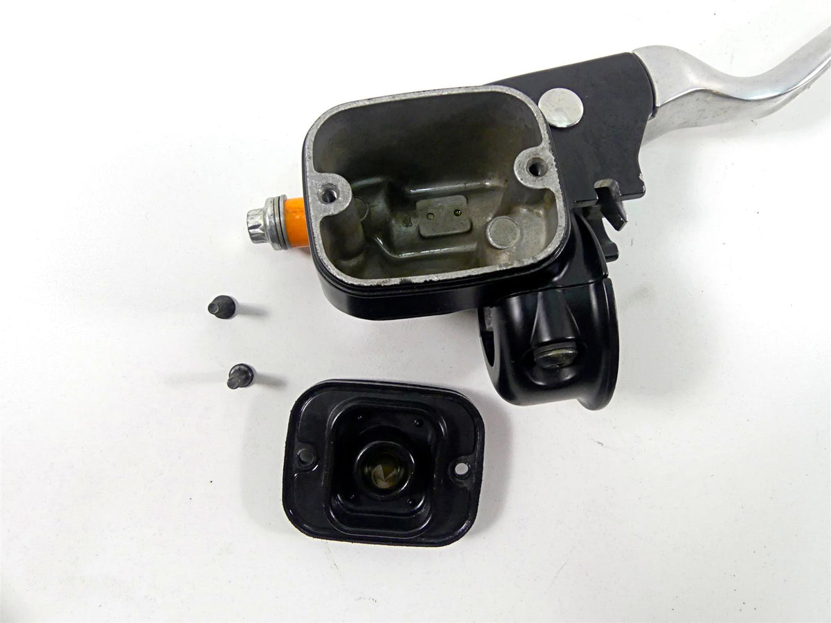 2003 Harley Touring FLHTCI E-Glide 100TH Front Brake Master Cylinder 41700737 {{ shop.shopifyCountryName }} - Mototech271