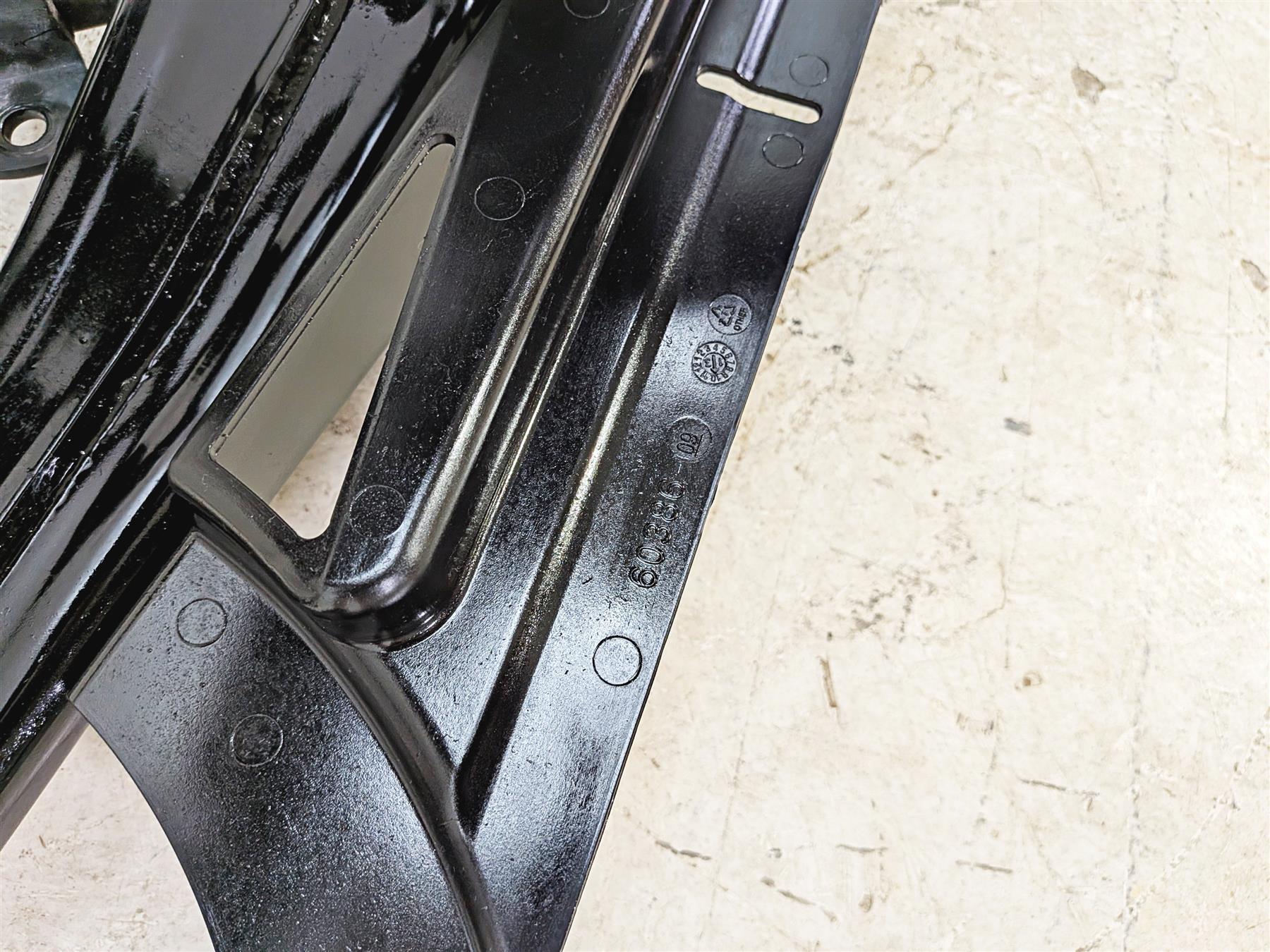 2014 Harley Touring FLHTK Electra Glide Straight Main Frame With Clear Texas Title 48079-09BHP-Mototech271