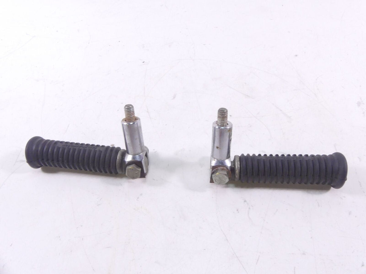 2002 Harley FLSTCI Softail Heritage Rear Passenger Footpeg Foot Peg Set 50942-00 {{ shop.shopifyCountryName }} - Mototech271