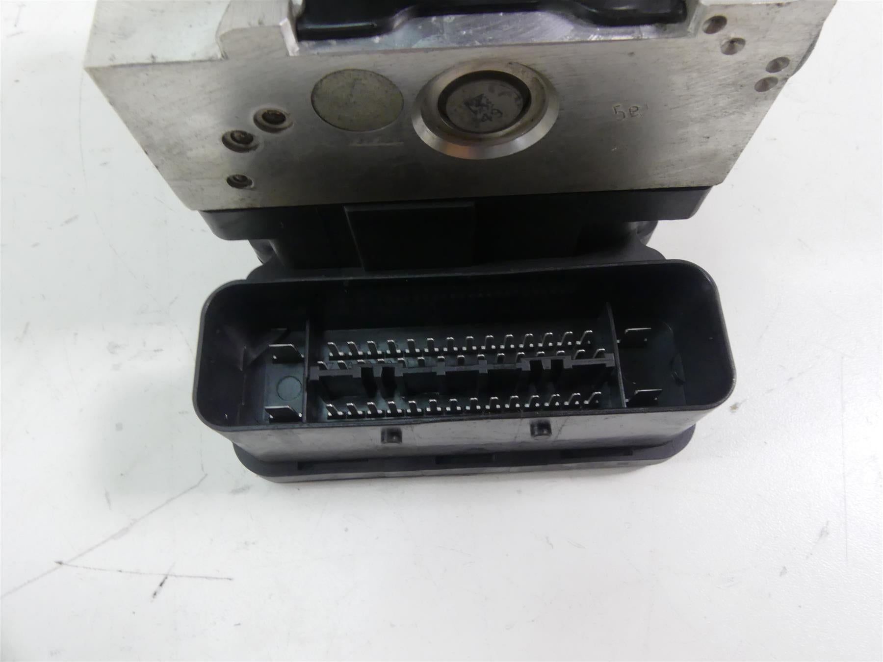 2011 BMW R1200GS K255 Adv Abs Brake Pump Pressure Module 34517715109 {{ shop.shopifyCountryName }} - Mototech271