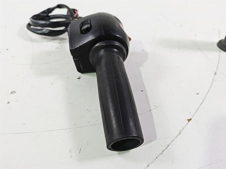 2012 Victory Cross Country Right Control Switch & Throttle 4011357 {{ shop.shopifyCountryName }} - Mototech271
