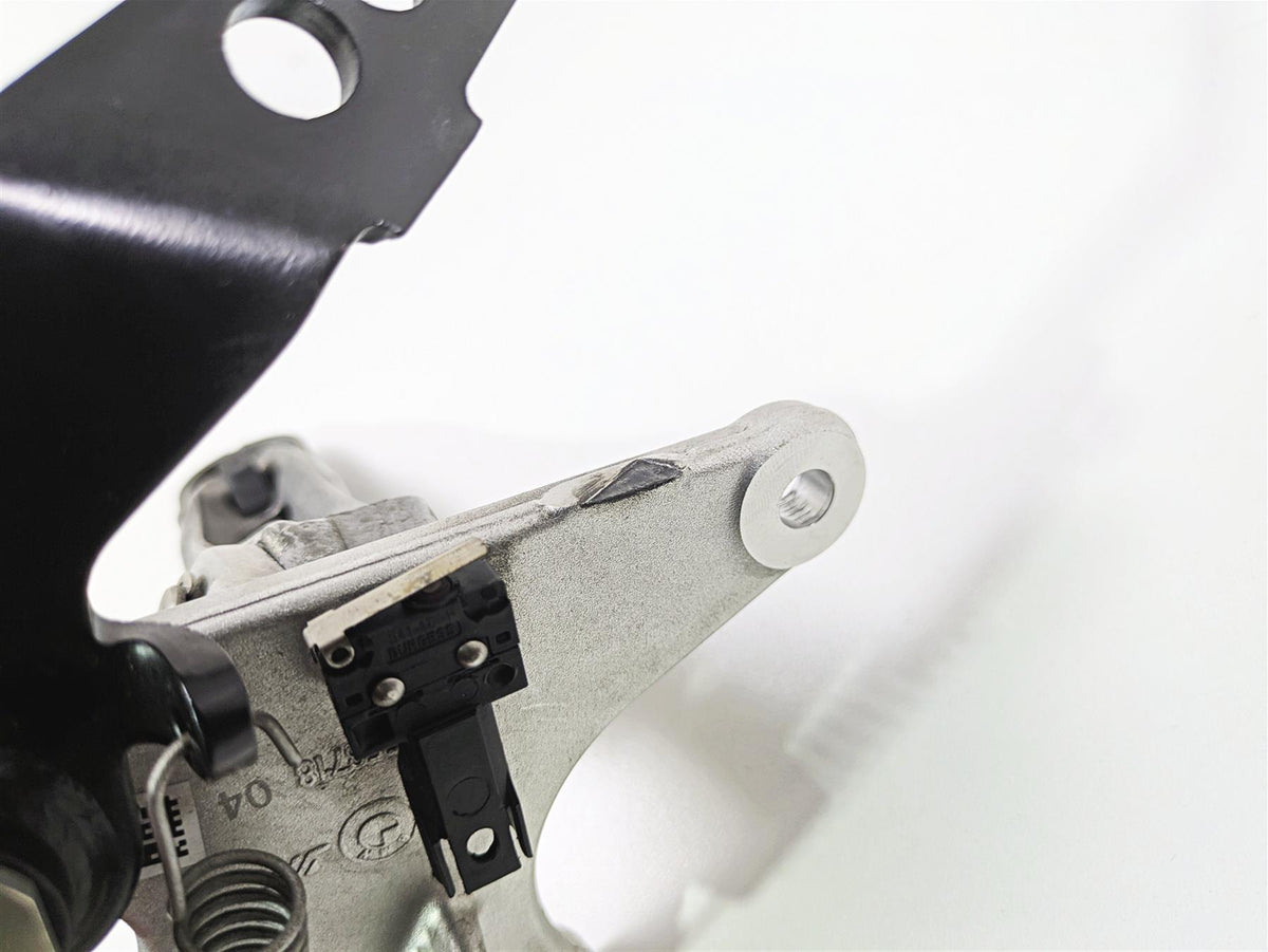 2018 BMW R nineT Urban GS K33 Right Footpeg & Brake Pedal 46718558718 {{ shop.shopifyCountryName }} - Mototech271