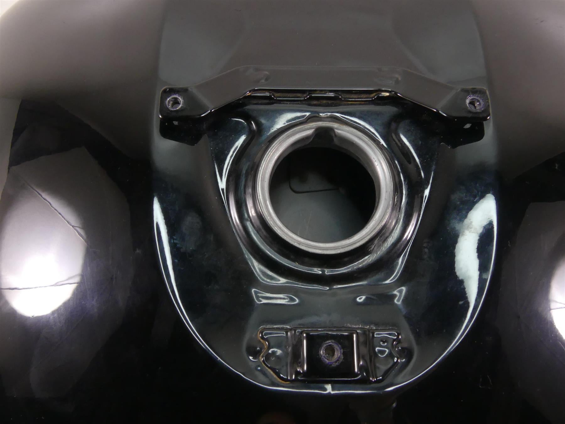2002 Honda VTX1800 C Fuel Gas Petrol Tank Small Dent -Read 17520-MCH {{ shop.shopifyCountryName }} - Mototech271