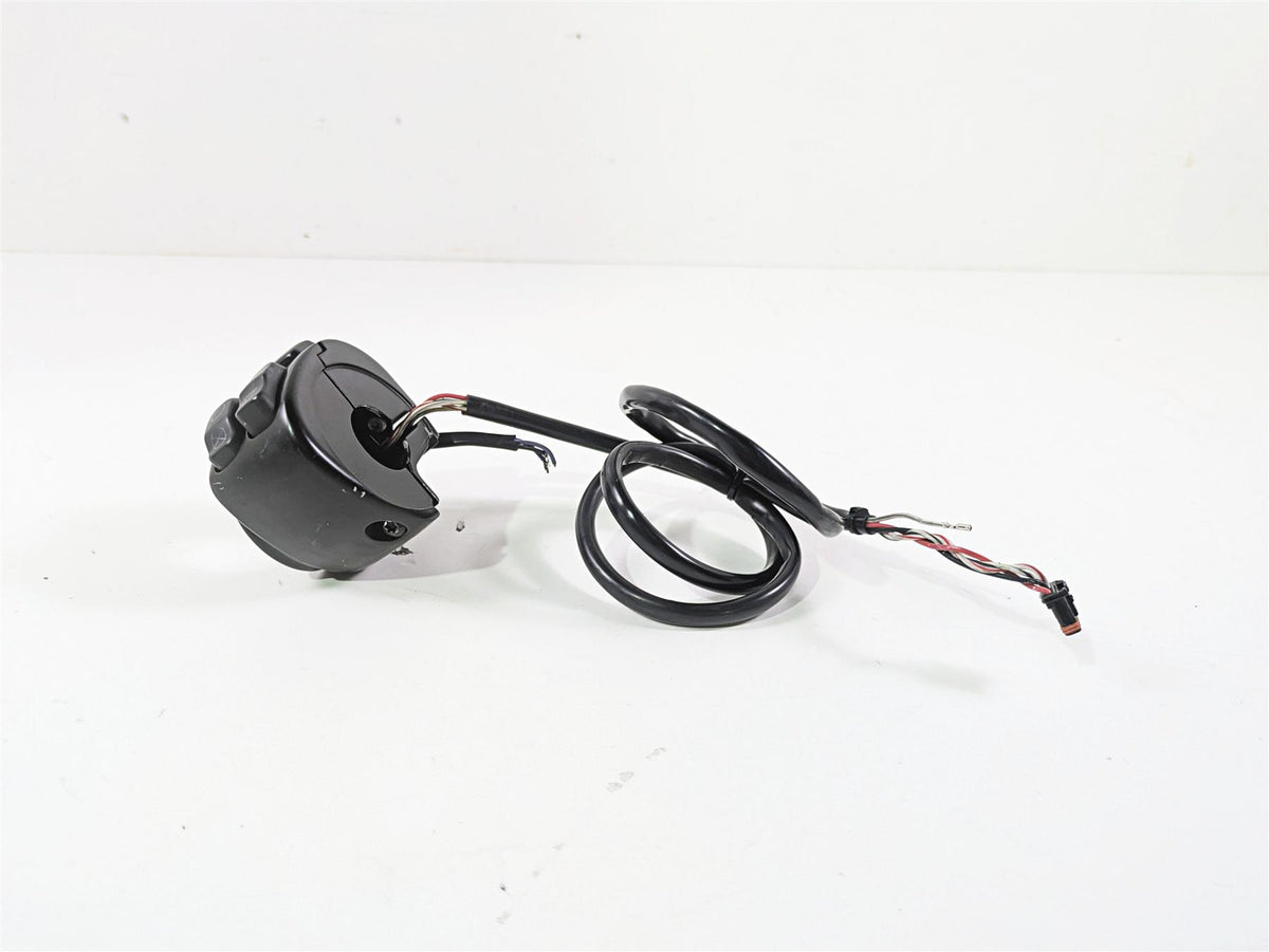 2016 Harley FXDF Dyna Fat Bob Right Start Stop Control Switch - Read 71500360 {{ shop.shopifyCountryName }} - Mototech271