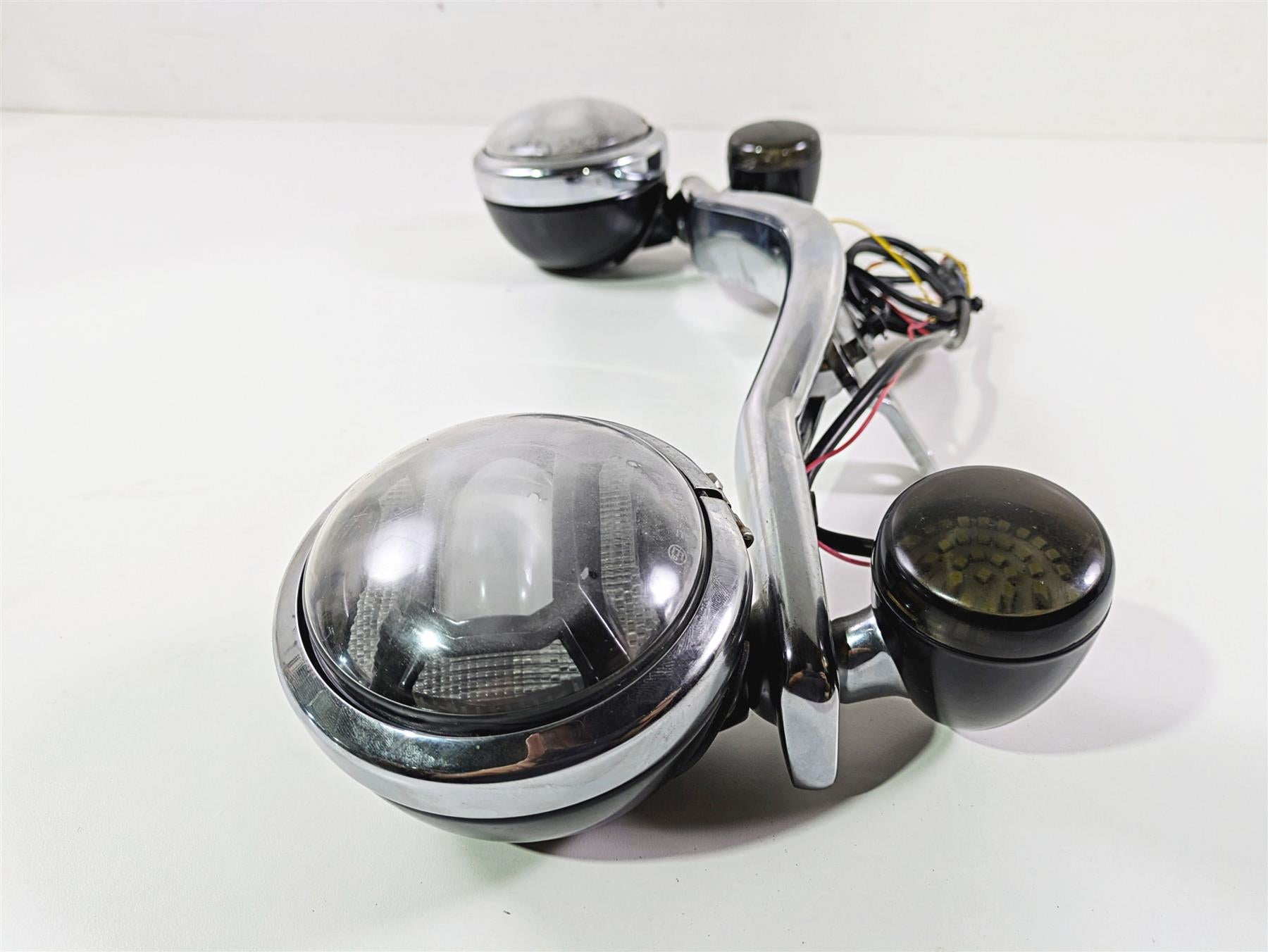 2018 Harley FLHCS Softail Heritage 115th Front Blinker Spot Light -Read 67800823 {{ shop.shopifyCountryName }} - Mototech271