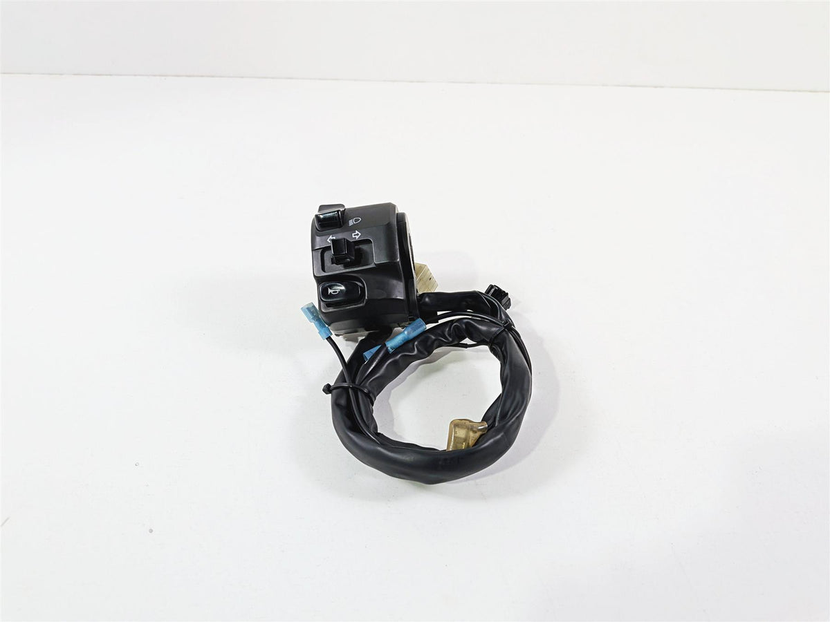 2008 Yamaha YZF R1 RN19 Left Hand Control Switch Light Blinker 4C8-83973-00-00 {{ shop.shopifyCountryName }} - Mototech271