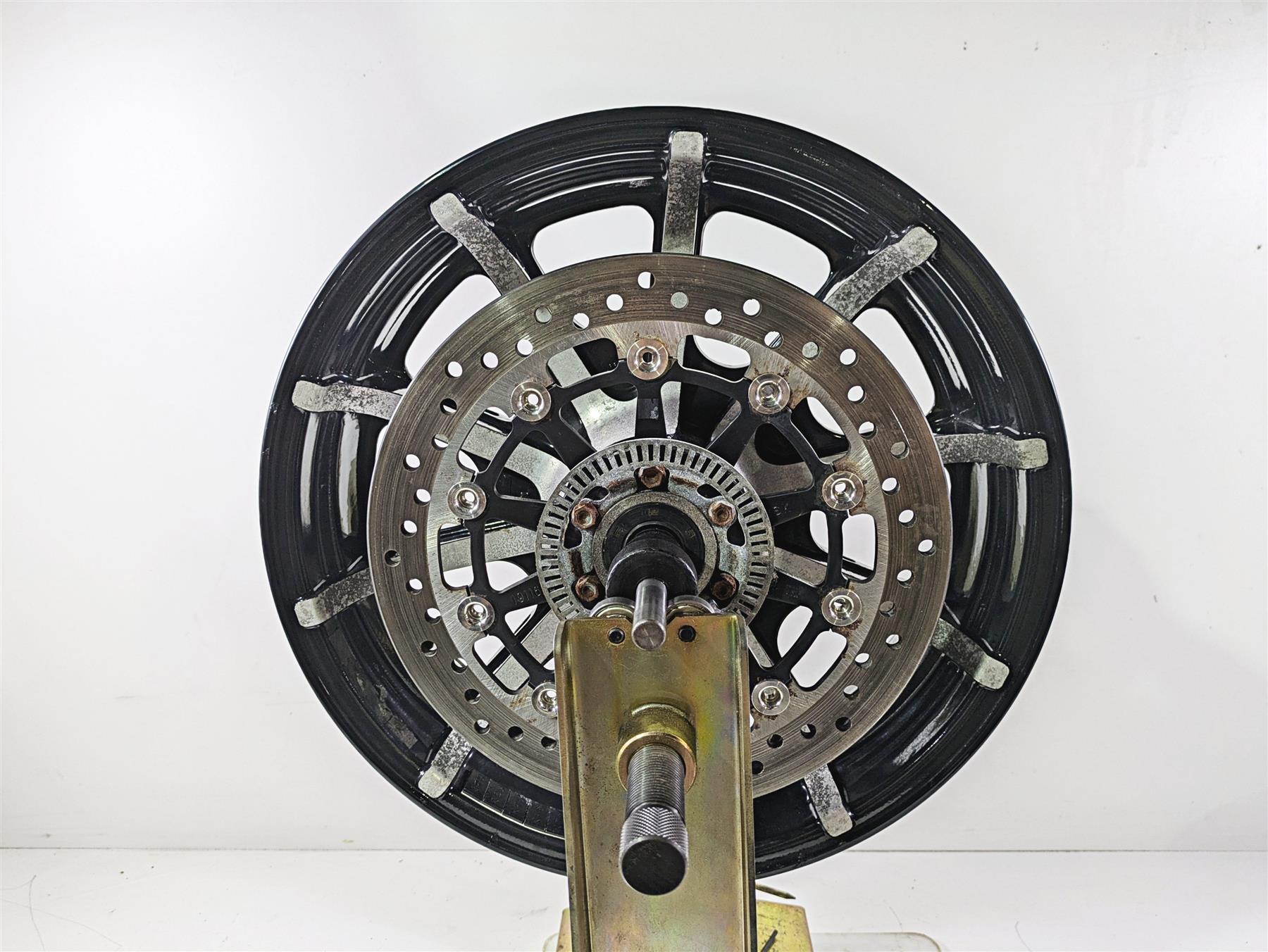 2018 Indian Chieftain Limited Straight Rear Wheel Rim 16x5 1523060 {{ shop.shopifyCountryName }} - Mototech271