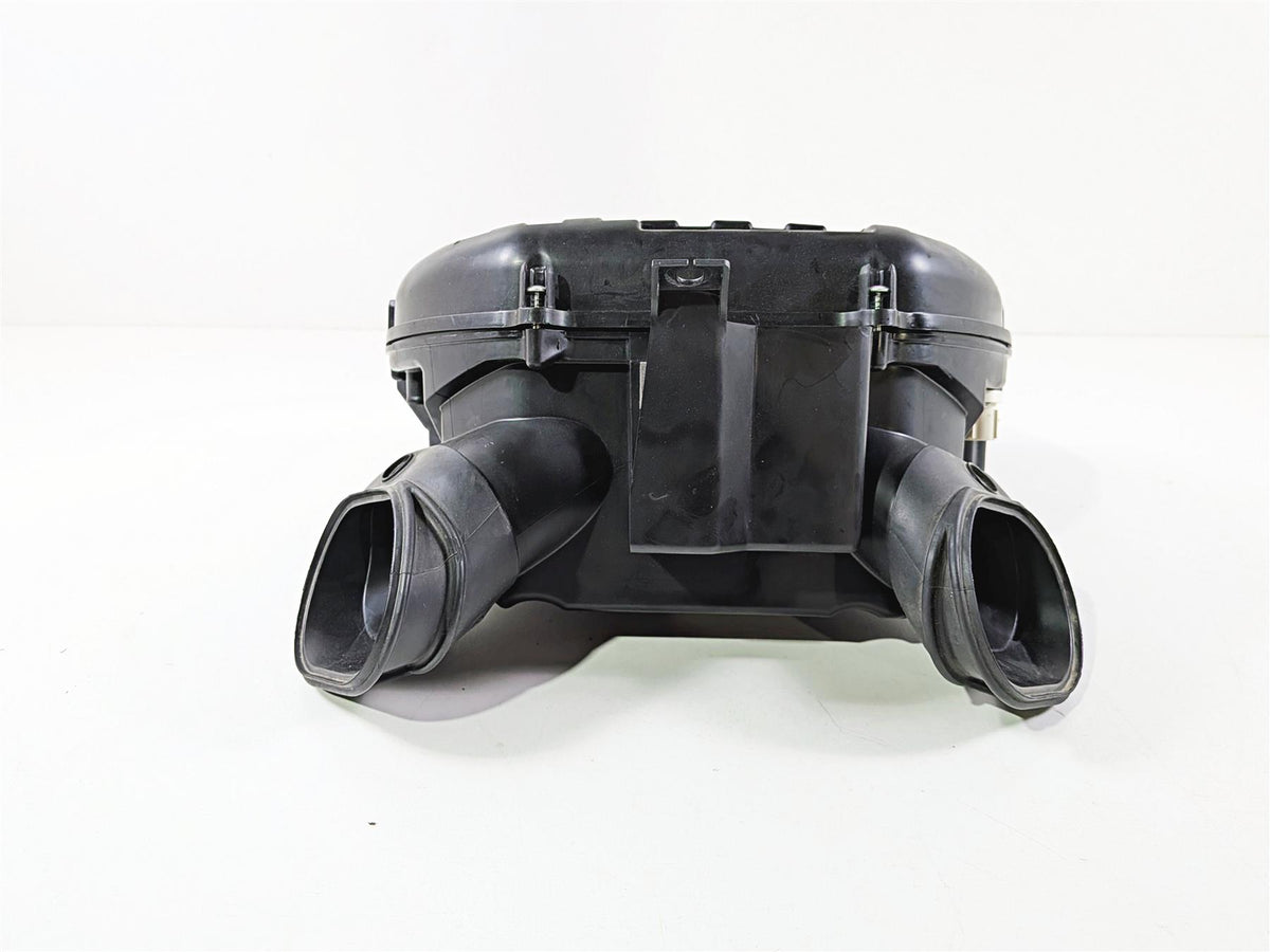 2024 Suzuki GSXR 600 Air Box Cleaner Breather Filter 13720-14J01 {{ shop.shopifyCountryName }} - Mototech271