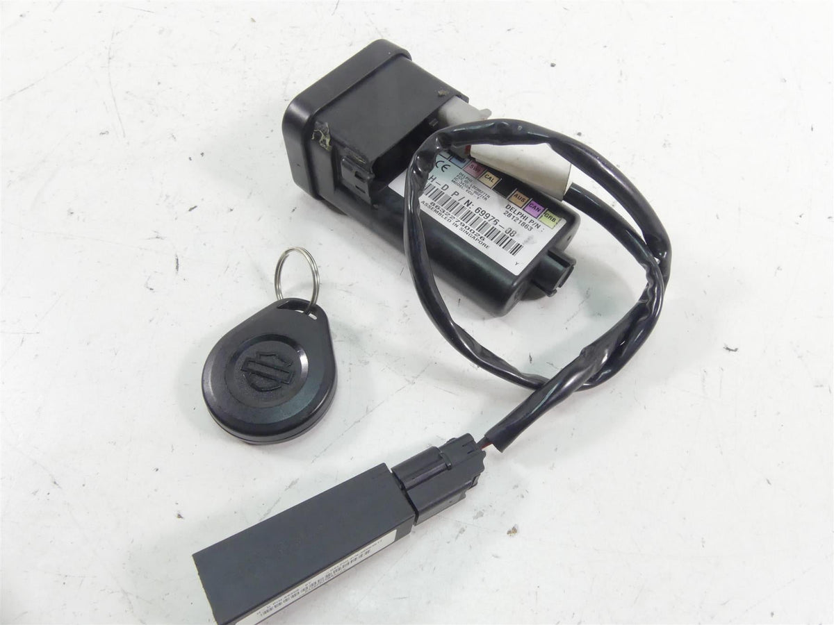 2012 Harley VRSCF Muscle Rod Tssm Turn Signal Security Module + Fob Key 69976-08 {{ shop.shopifyCountryName }} - Mototech271