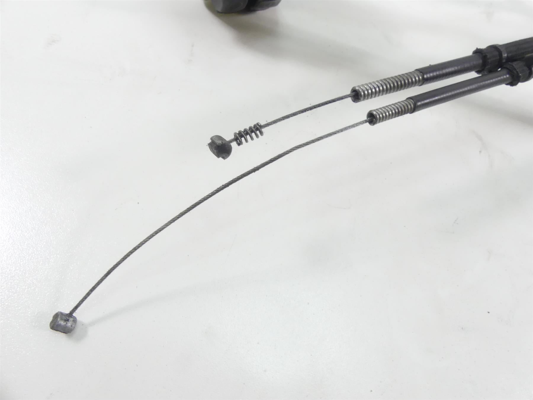 2017 Harley Dyna FXDB Street Bob Right Hand Control Switch & Blinker 71500360 {{ shop.shopifyCountryName }} - Mototech271