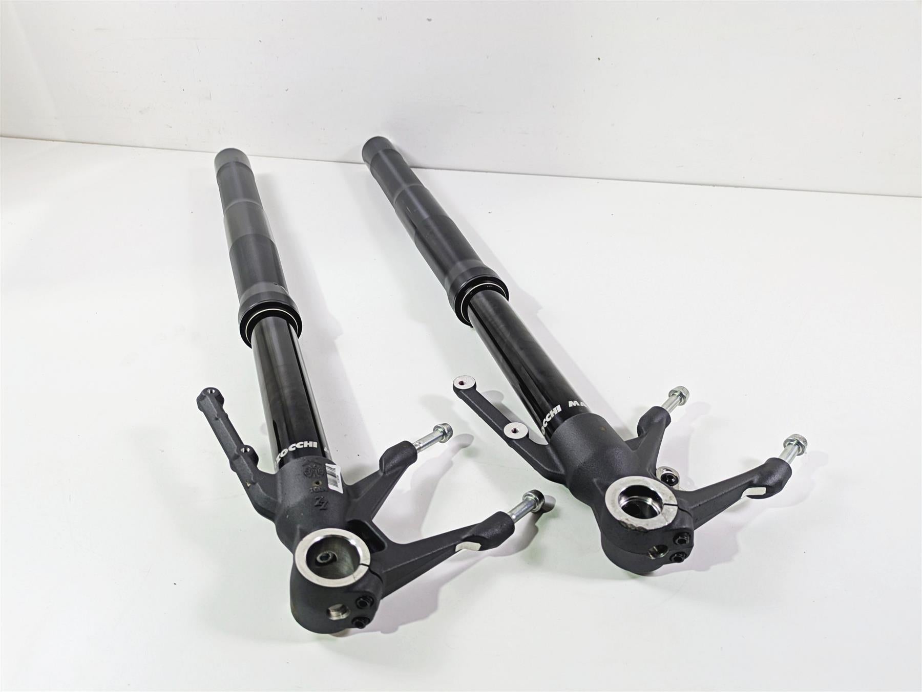 2022 Ducati Hypermotard 950 Straight Marzocchi Front Forks 34420983A 34520983A {{ shop.shopifyCountryName }} - Mototech271