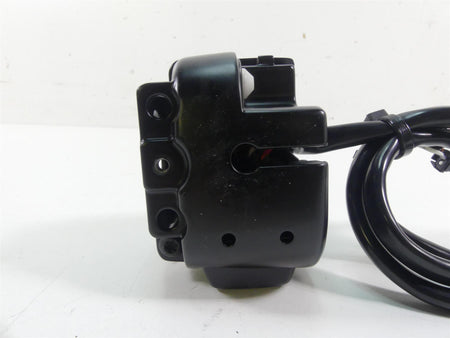 2018 Harley Softail FXFB Fat Bob Right Hand Start Stop Control Switch 71500462 {{ shop.shopifyCountryName }} - Mototech271