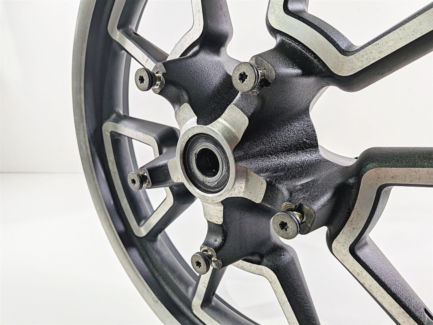 2014 Harley FXDL Dyna Low Rider Straight 19x2.5 Front Wheel Rim 43300280 {{ shop.shopifyCountryName }} - Mototech271