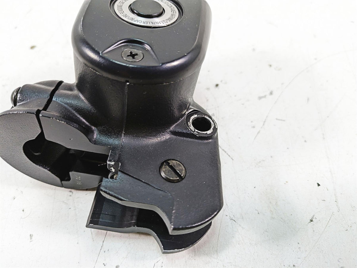 2017 Harley XL883 N Sportster Iron Front Brake Master Cylinder 1/2" 41700099 {{ shop.shopifyCountryName }} - Mototech271