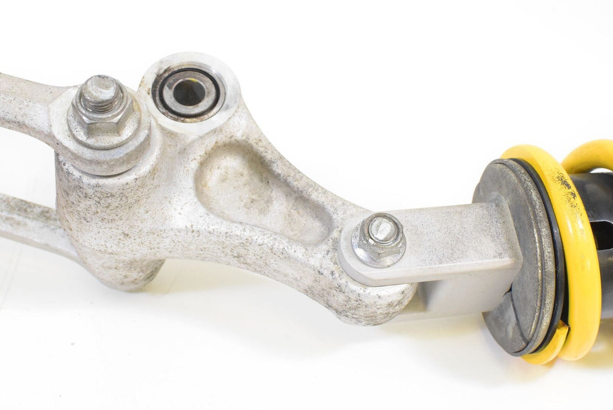 2006 Suzuki GSXR600 GSX-R600 Rear Shock Damper With Linkage 62100-01H10-163 {{ shop.shopifyCountryName }} - Mototech271