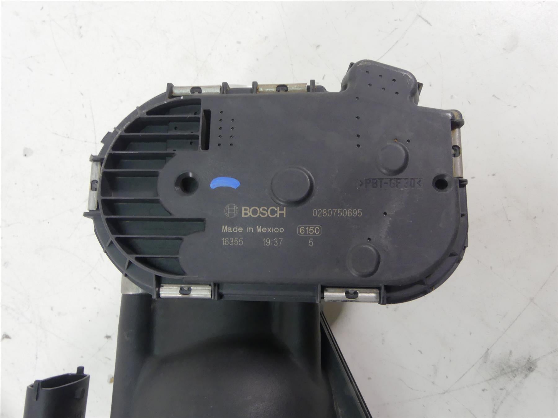 2017 Can Am Maverick 1000R DPS Throttle Body & Intake Manifold 420892595 {{ shop.shopifyCountryName }} - Mototech271