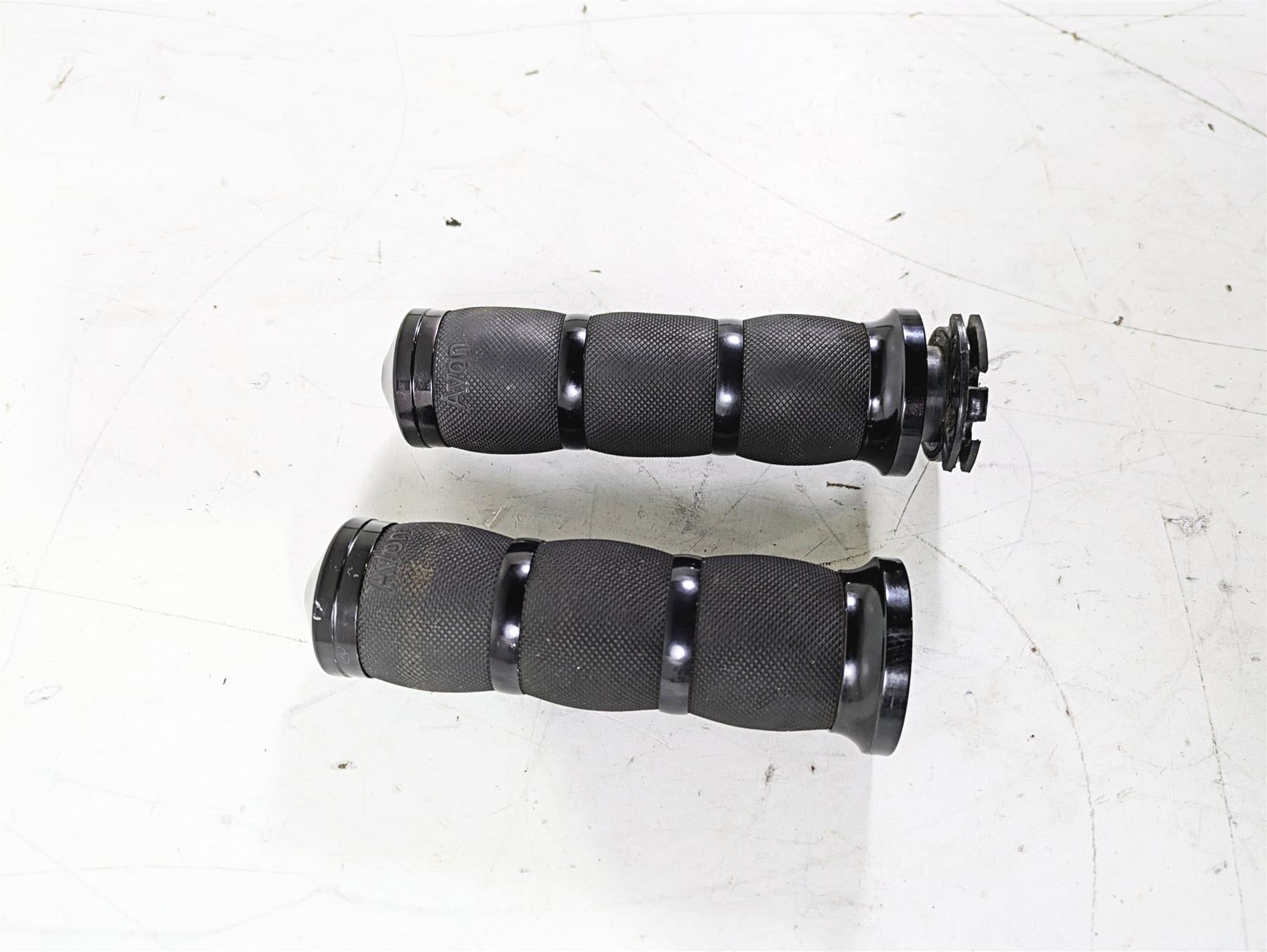 2016 Suzuki GSXR1000 Avon Air Cushion Anodized Grip Set AIR-90 {{ shop.shopifyCountryName }} - Mototech271