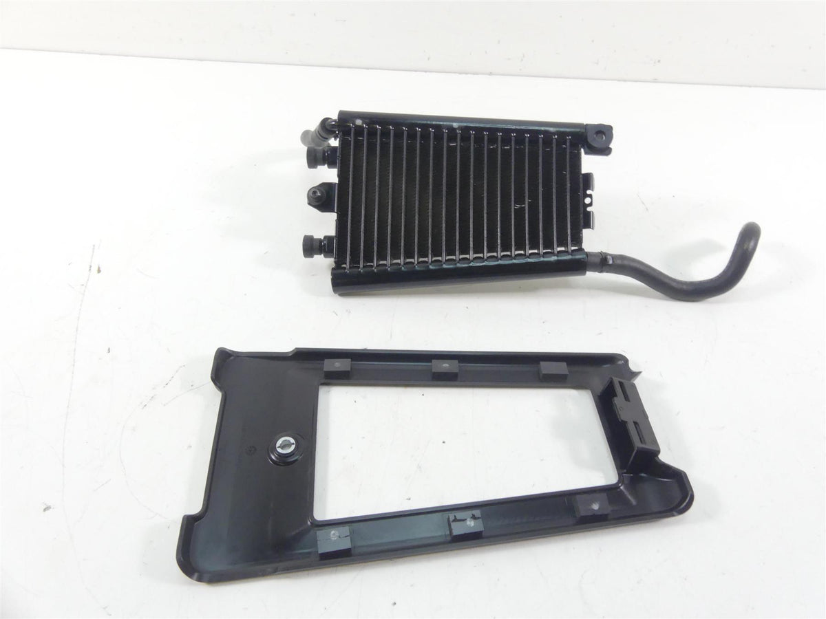 2021 Harley Softail FXBBS 114 Street Bob Oil Cooler & Line Cover Set 62700191 {{ shop.shopifyCountryName }} - Mototech271