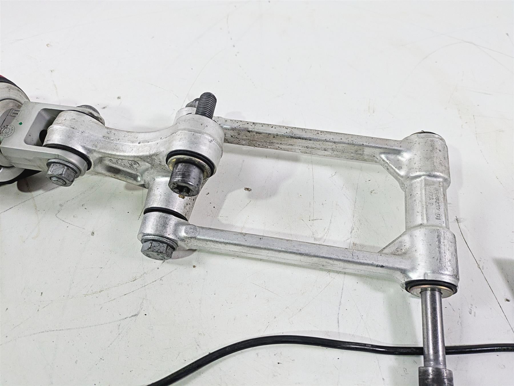 2017 BMW S1000RR K46 DDC ESA Rear Suspension Shock Damper Sachs 33548561412 {{ shop.shopifyCountryName }} - Mototech271