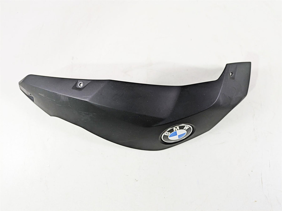 2009 BMW R1200GS K255 Adv Right Side Fuel Tank Cover & Emblem 46637706288 {{ shop.shopifyCountryName }} - Mototech271
