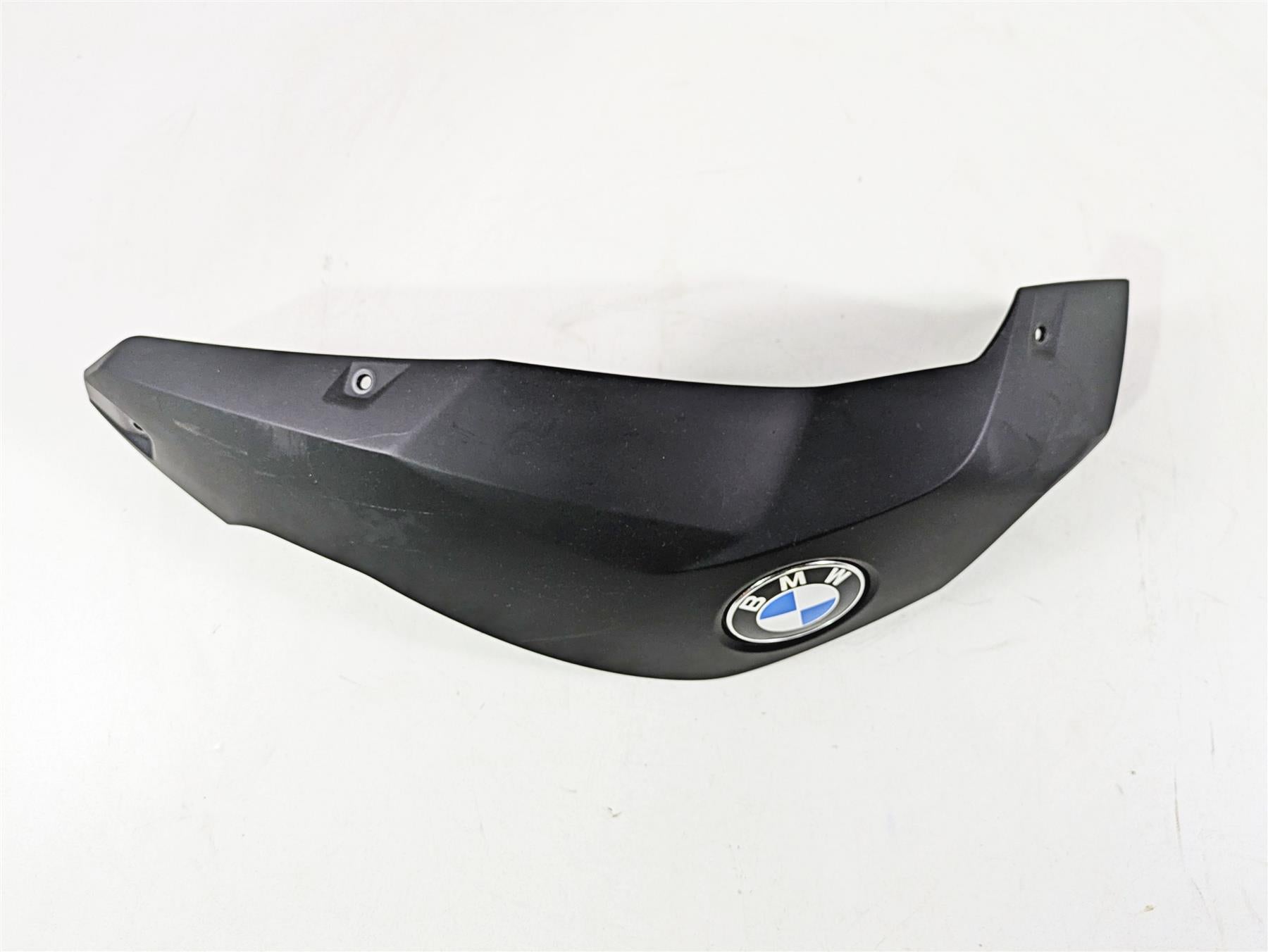 2009 BMW R1200GS K255 Adv Right Side Fuel Tank Cover & Emblem 46637706288 {{ shop.shopifyCountryName }} - Mototech271