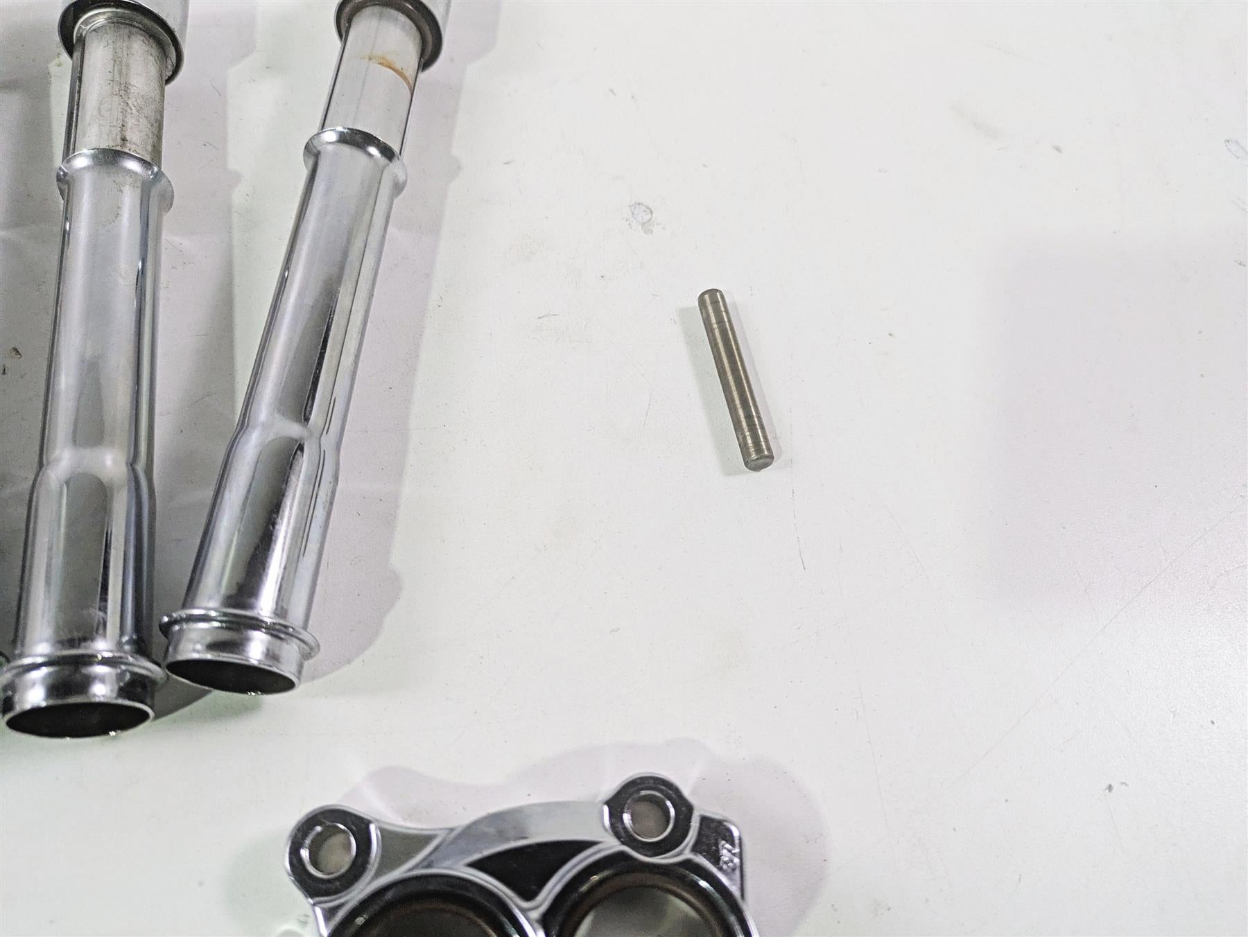 2008 Harley FXDL Dyna Low Rider 105TH Chrome Lifter & Push Rod Covers 17964-99 {{ shop.shopifyCountryName }} - Mototech271