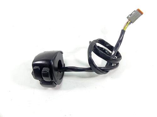 2005 Harley Sportster XL1200 C Left Hand Control Switch 71682-06A 71685-06A | Mototech271