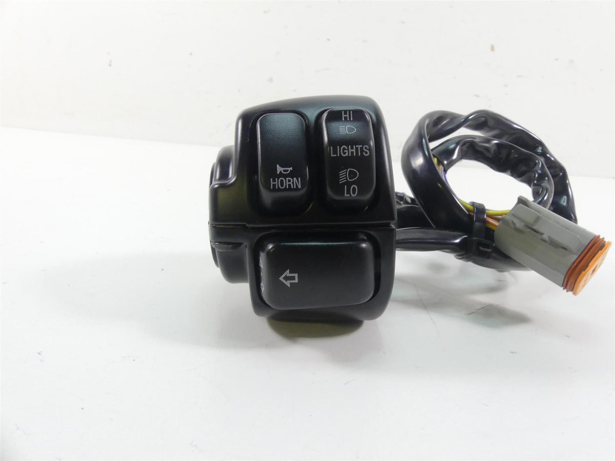 2006 Harley VRSCD Night Rod Left Hand Lights Blinker Control Switch 71682-06A {{ shop.shopifyCountryName }} - Mototech271