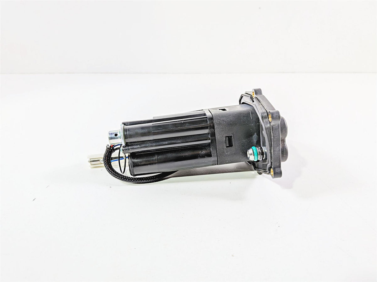 2019 Ducati 959 Panigale Fuel Gas Petrol Pump - Tested - Read 16024272A {{ shop.shopifyCountryName }} - Mototech271