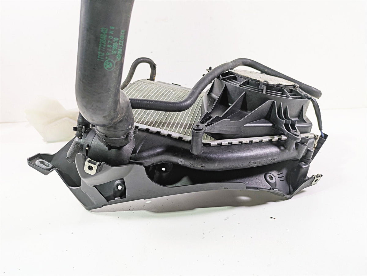2014 BMW K1600 GTL K48 Radiator Fan Reservoir Hoses Cover Set 17117726416 {{ shop.shopifyCountryName }} - Mototech271